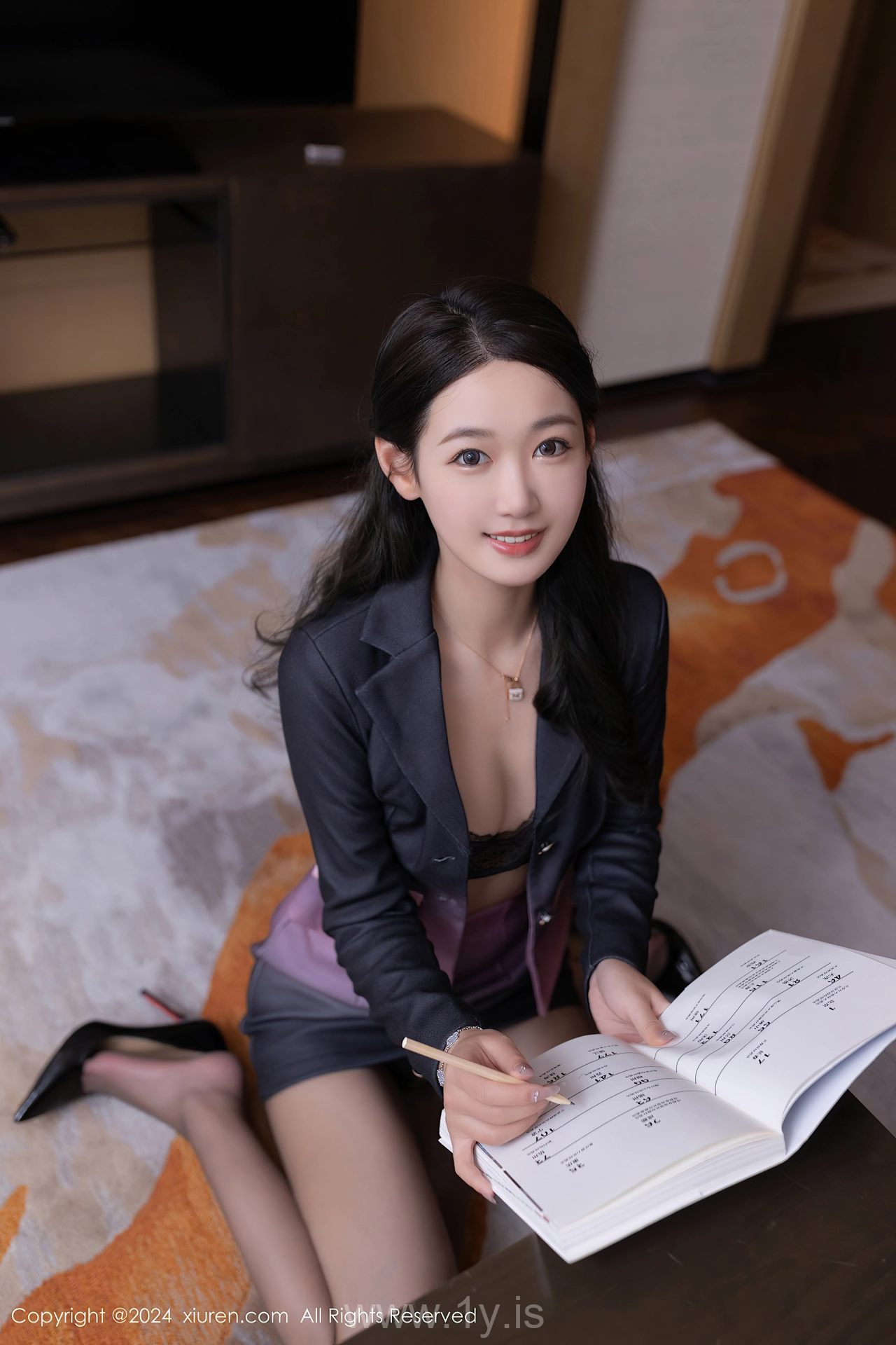 XIUREN(秀人网) No.9004 Captivating Asian Babe 唐安琪