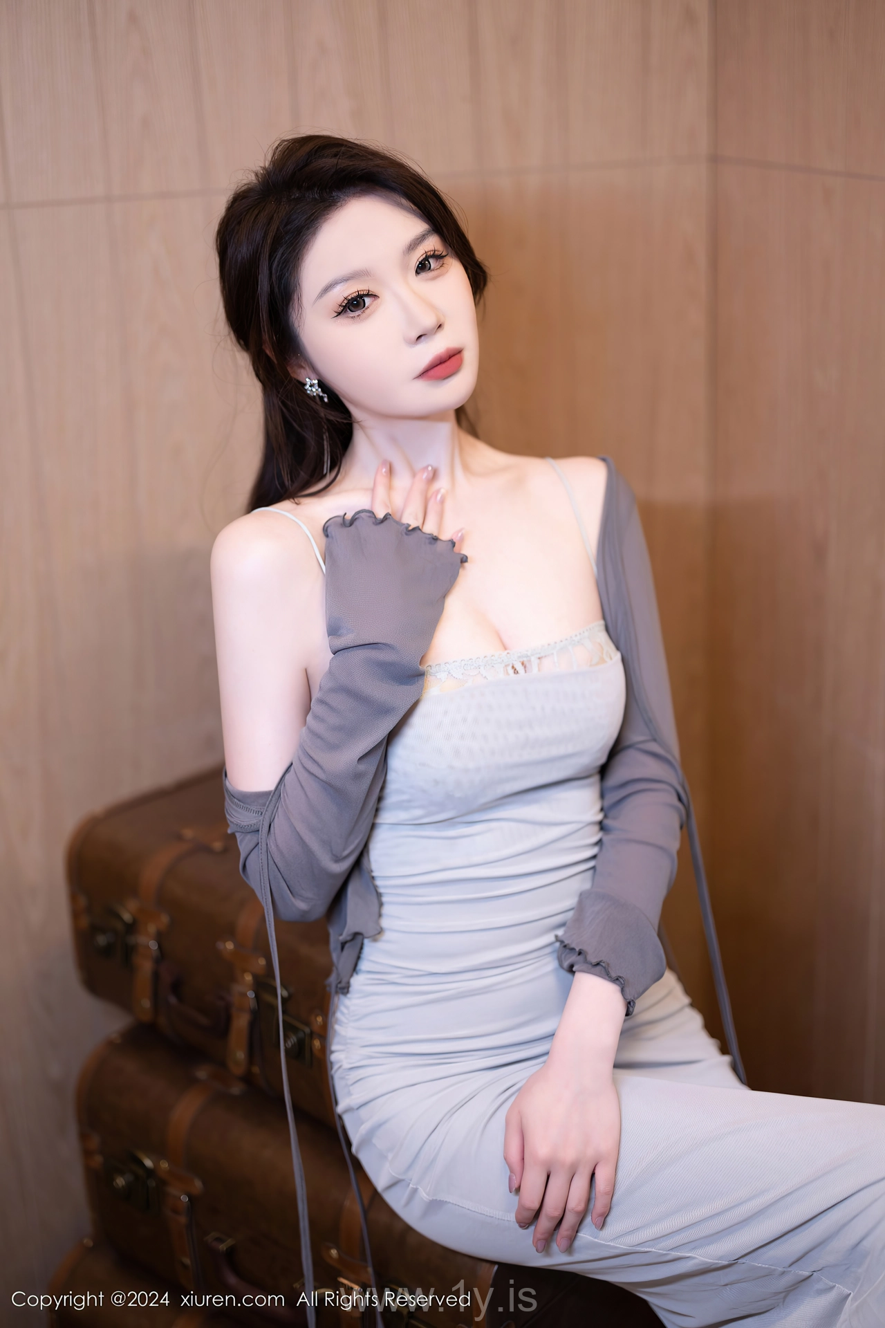 XIUREN(秀人网) No.9007 Lovely & Refined Chinese Girl 梦心玥