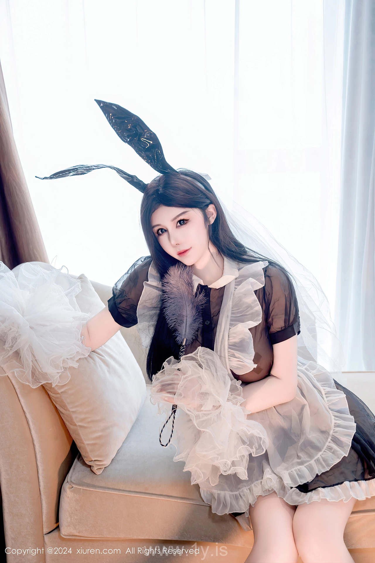 XIUREN(秀人网) No.9010 Knockout Chinese Belle 陈芊儿