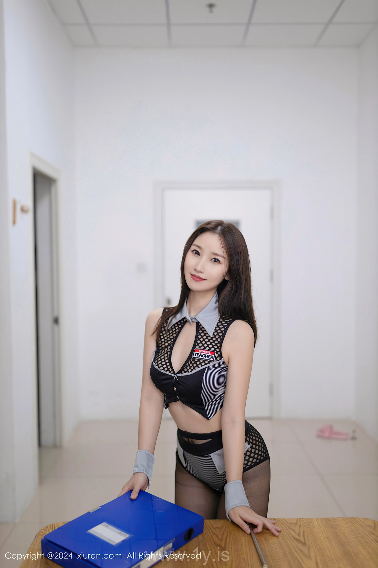 XIUREN(秀人网) No.9013 Cute & Knockout Asian Muse 杏子Yada