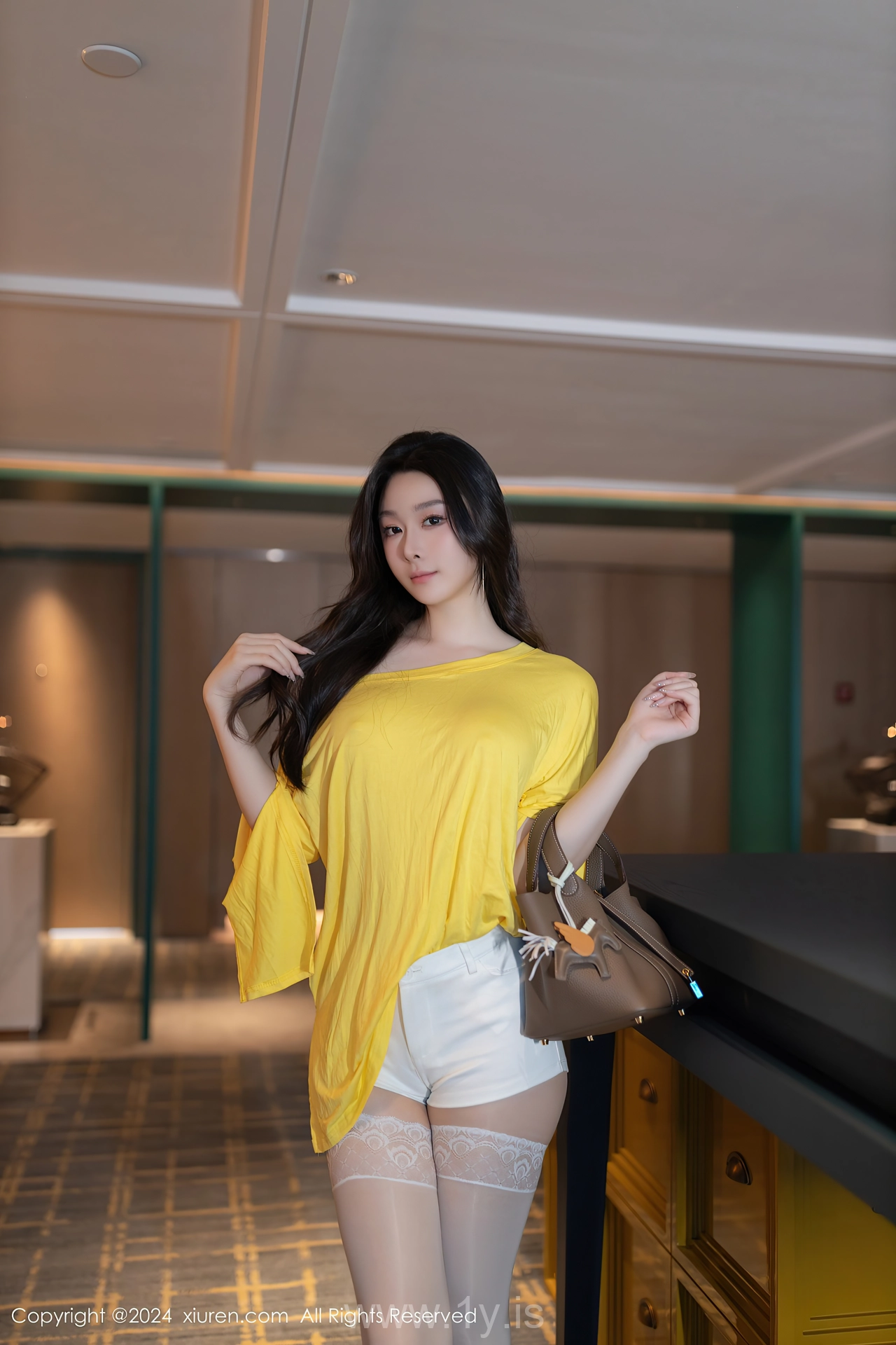 XIUREN(秀人网) No.9019 Delicate Chinese Jewel 小逗逗