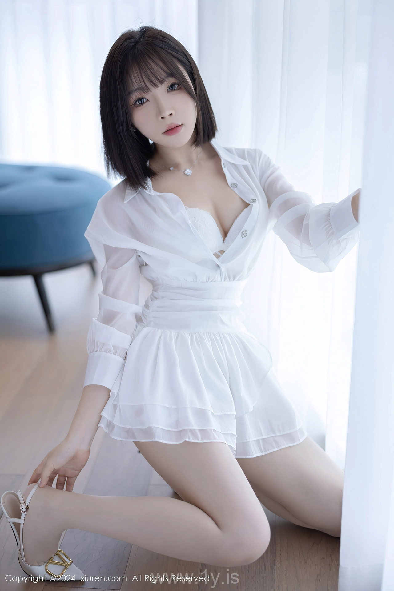 XIUREN(秀人网) No.9020 Radiant Chinese Dreamgirl 徐莉芝Booty