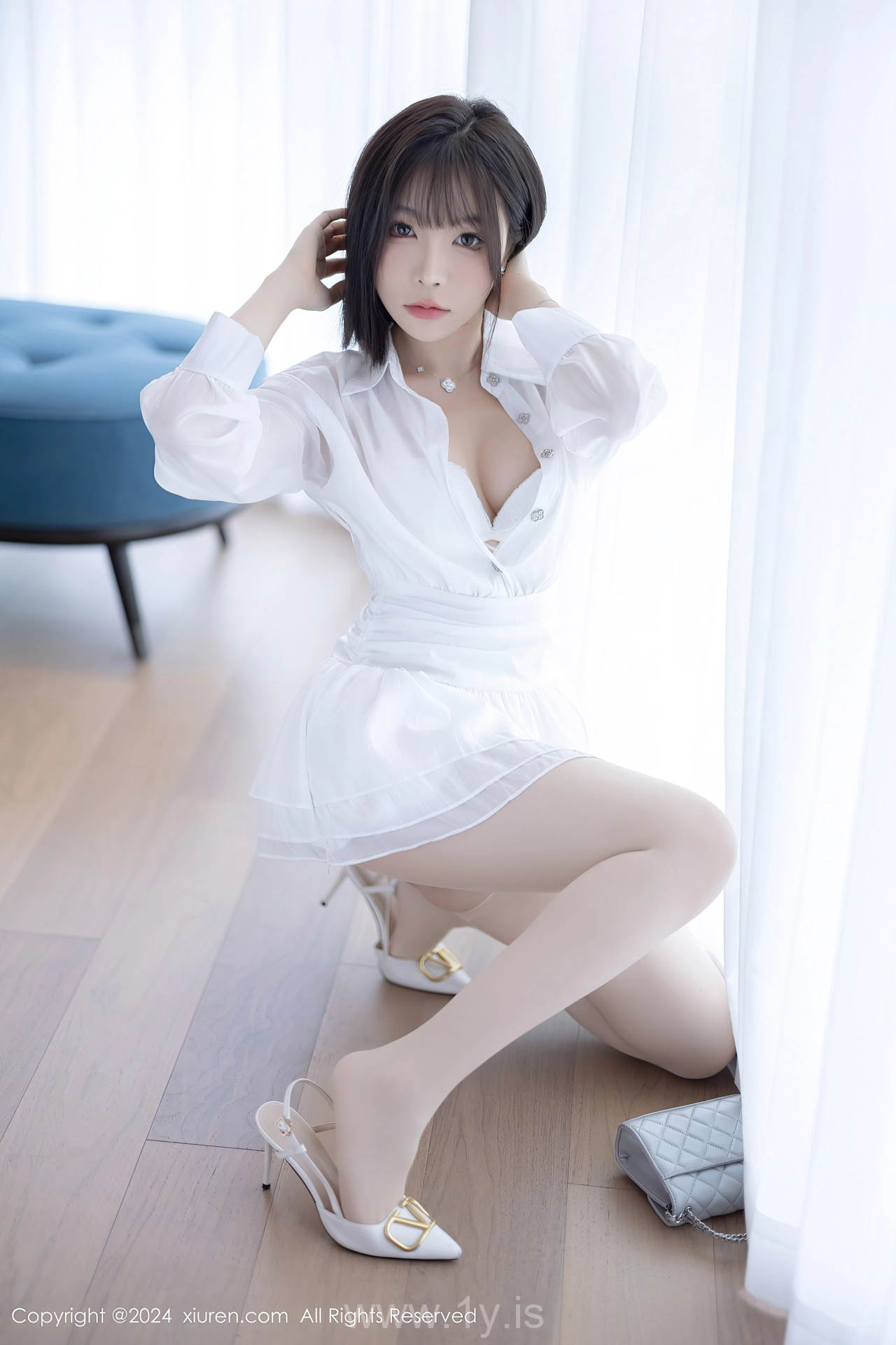 XIUREN(秀人网) No.9020 Radiant Chinese Dreamgirl 徐莉芝Booty