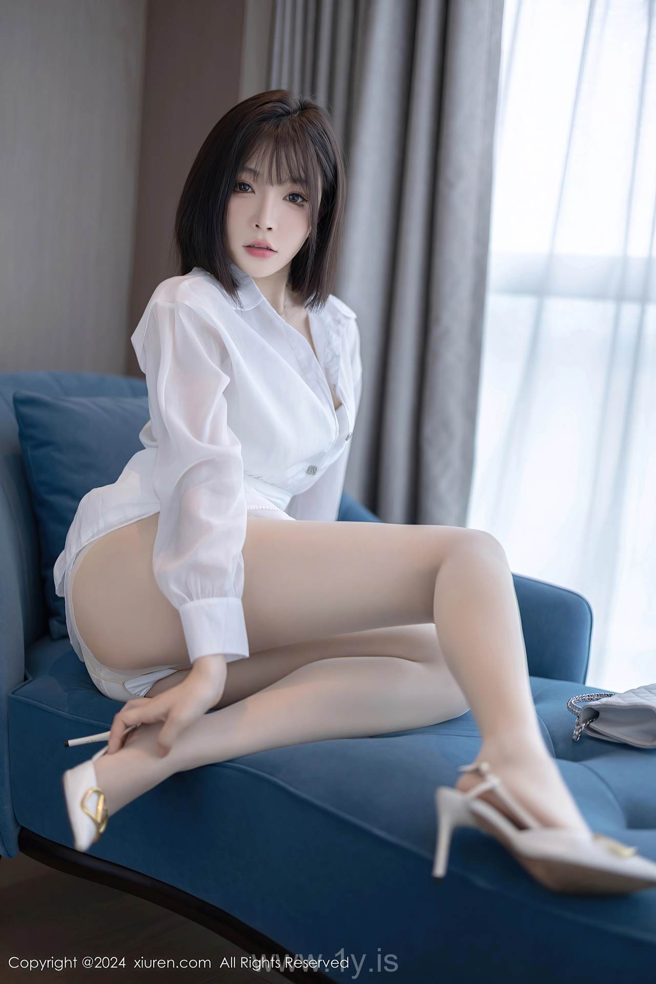 XIUREN(秀人网) No.9020 Radiant Chinese Dreamgirl 徐莉芝Booty