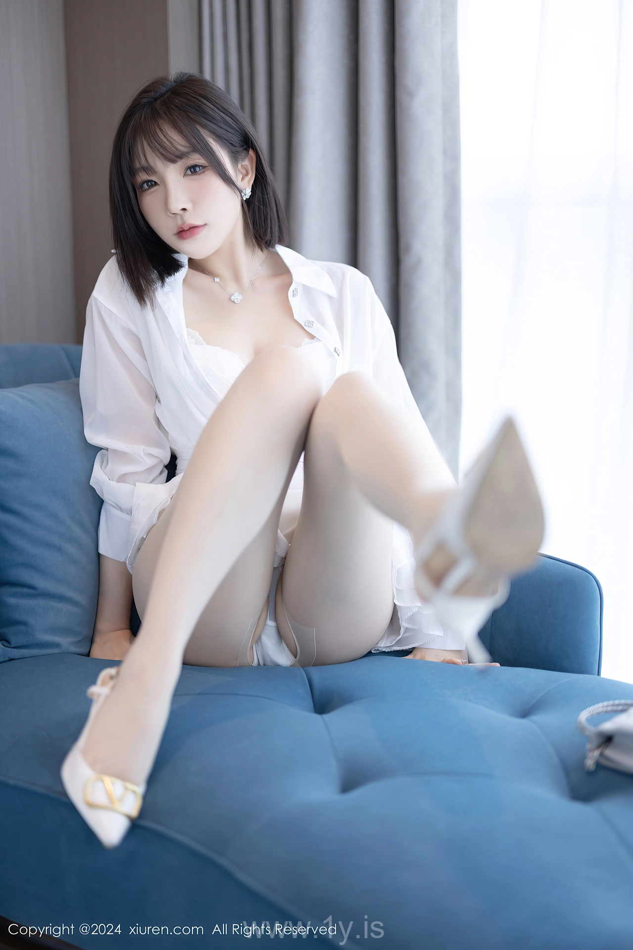 XIUREN(秀人网) No.9020 Radiant Chinese Dreamgirl 徐莉芝Booty