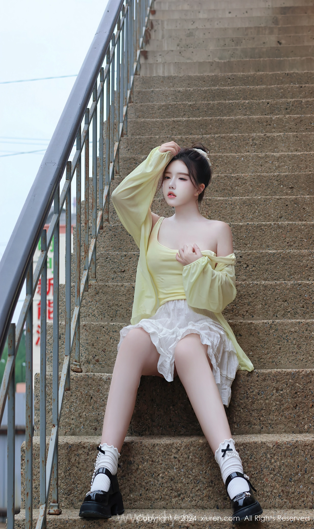 XIUREN(秀人网) No.9024 Refined Chinese Cougar 小薯条nienie