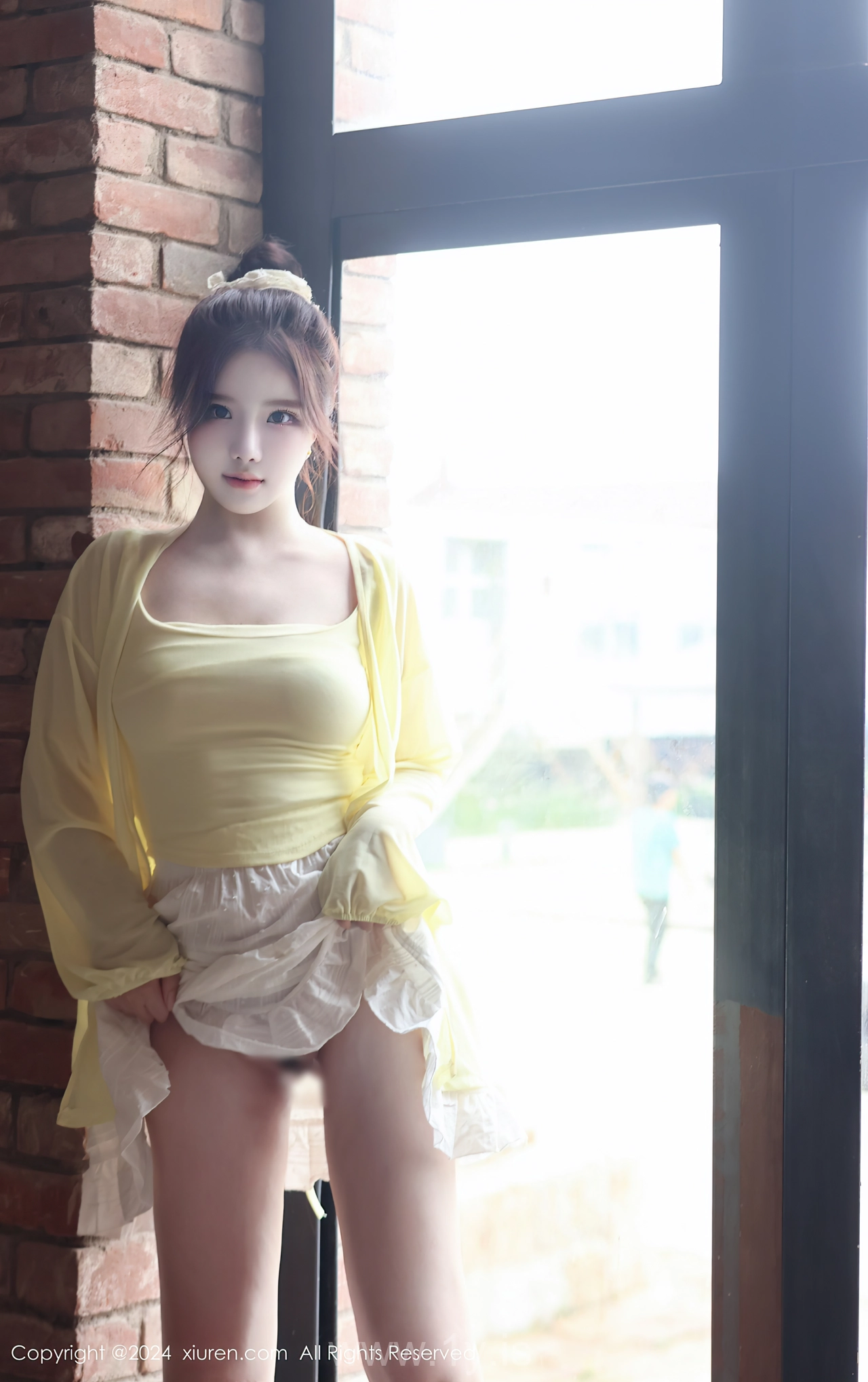 XIUREN(秀人网) No.9024 Refined Chinese Cougar 小薯条nienie