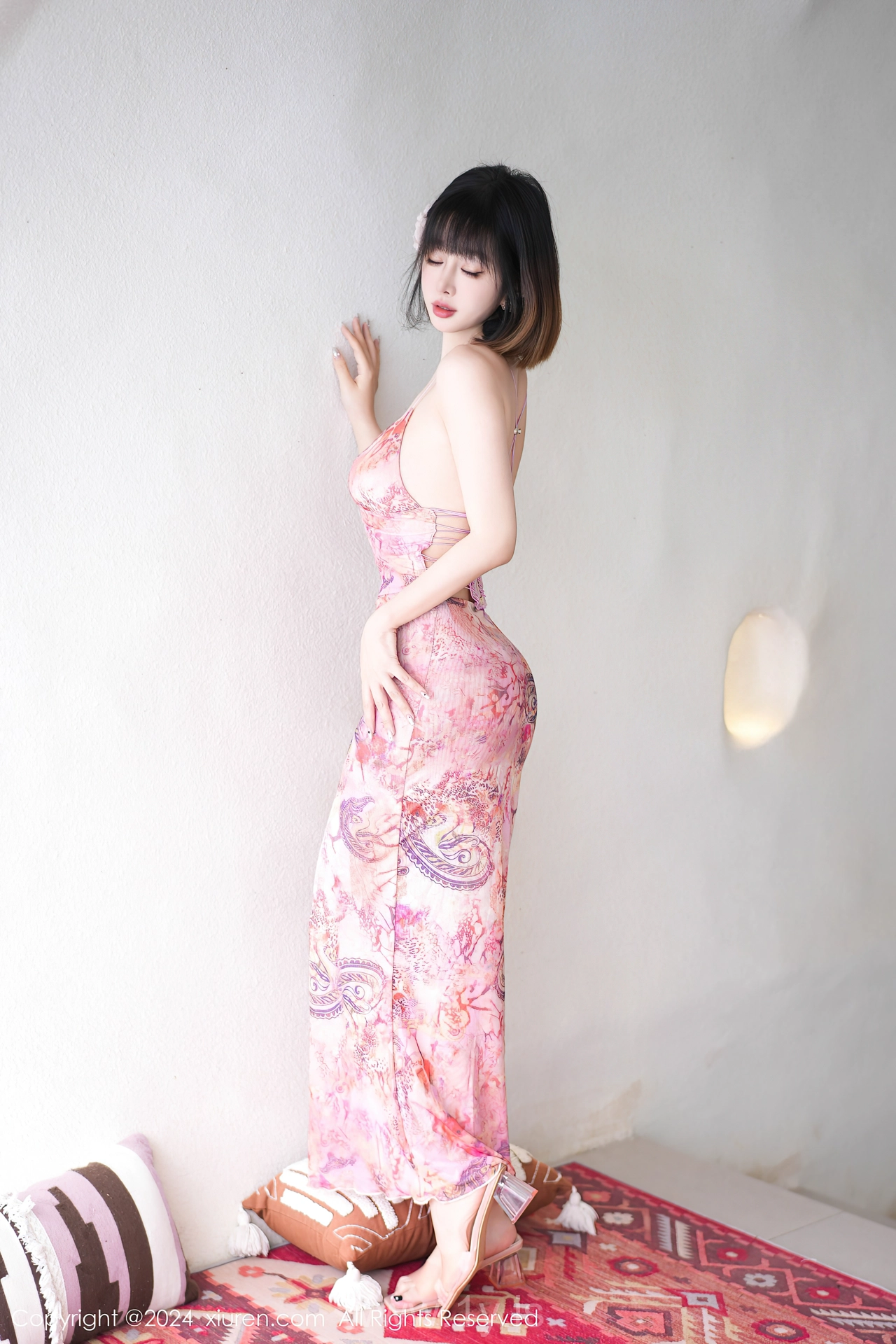 XIUREN(秀人网) No.9025 Seductive Chinese Peri 王雨纯