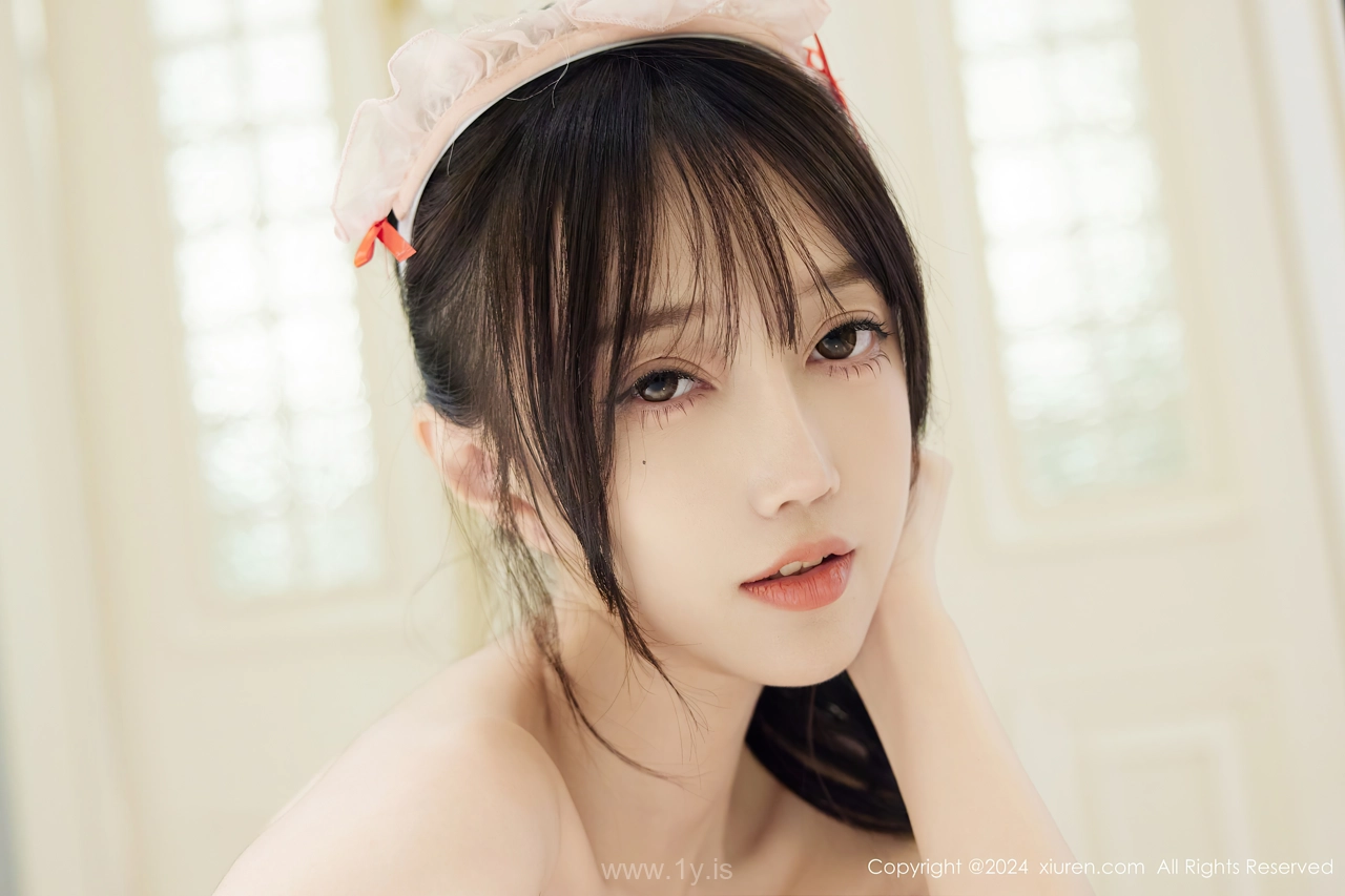 XIUREN(秀人网) No.9027 Enigmatic & Extraordinary Chinese Belle 玥儿玥er