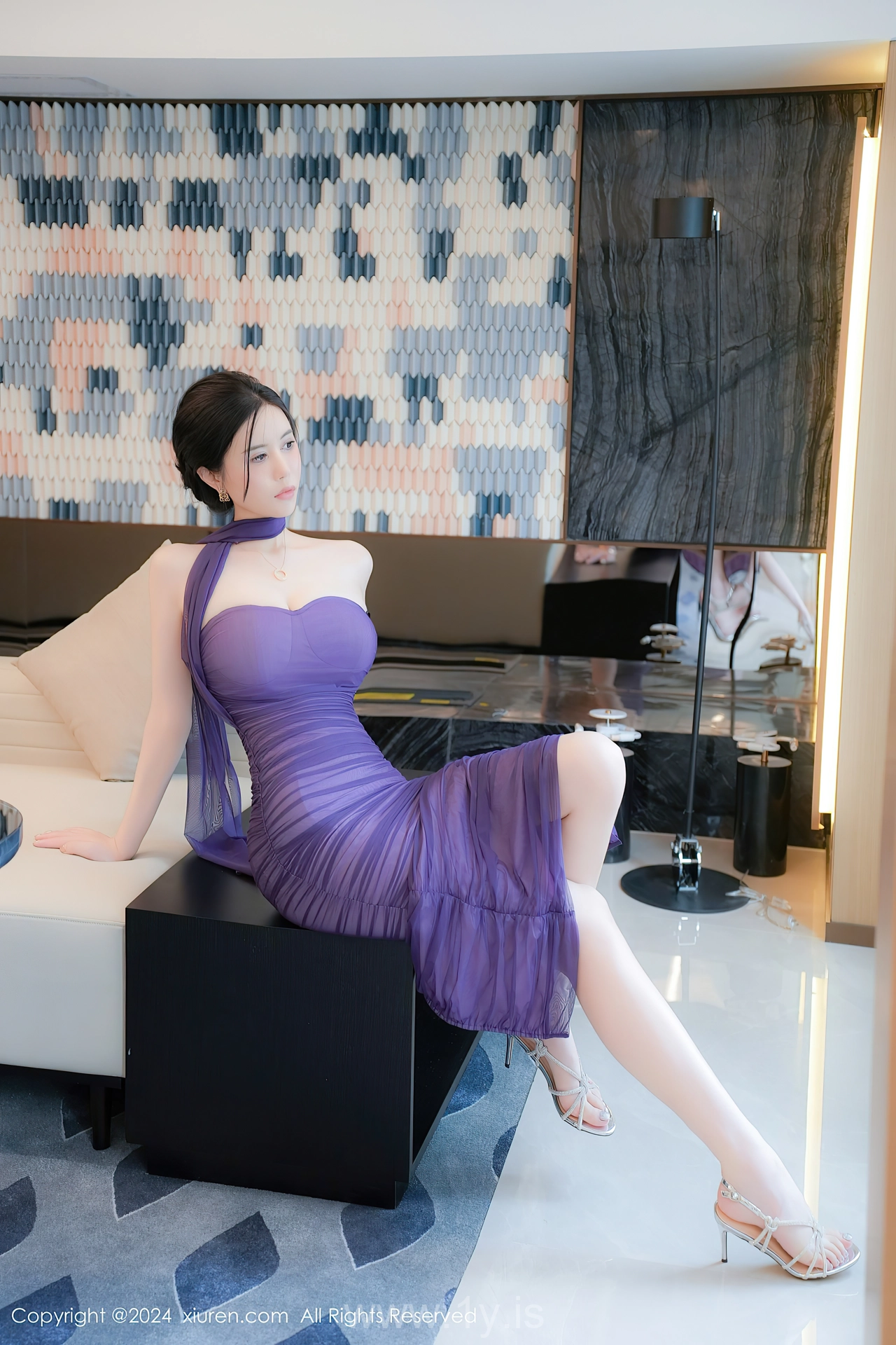 XIUREN(秀人网) No.9029 Elegant Chinese Temptress Erikaki