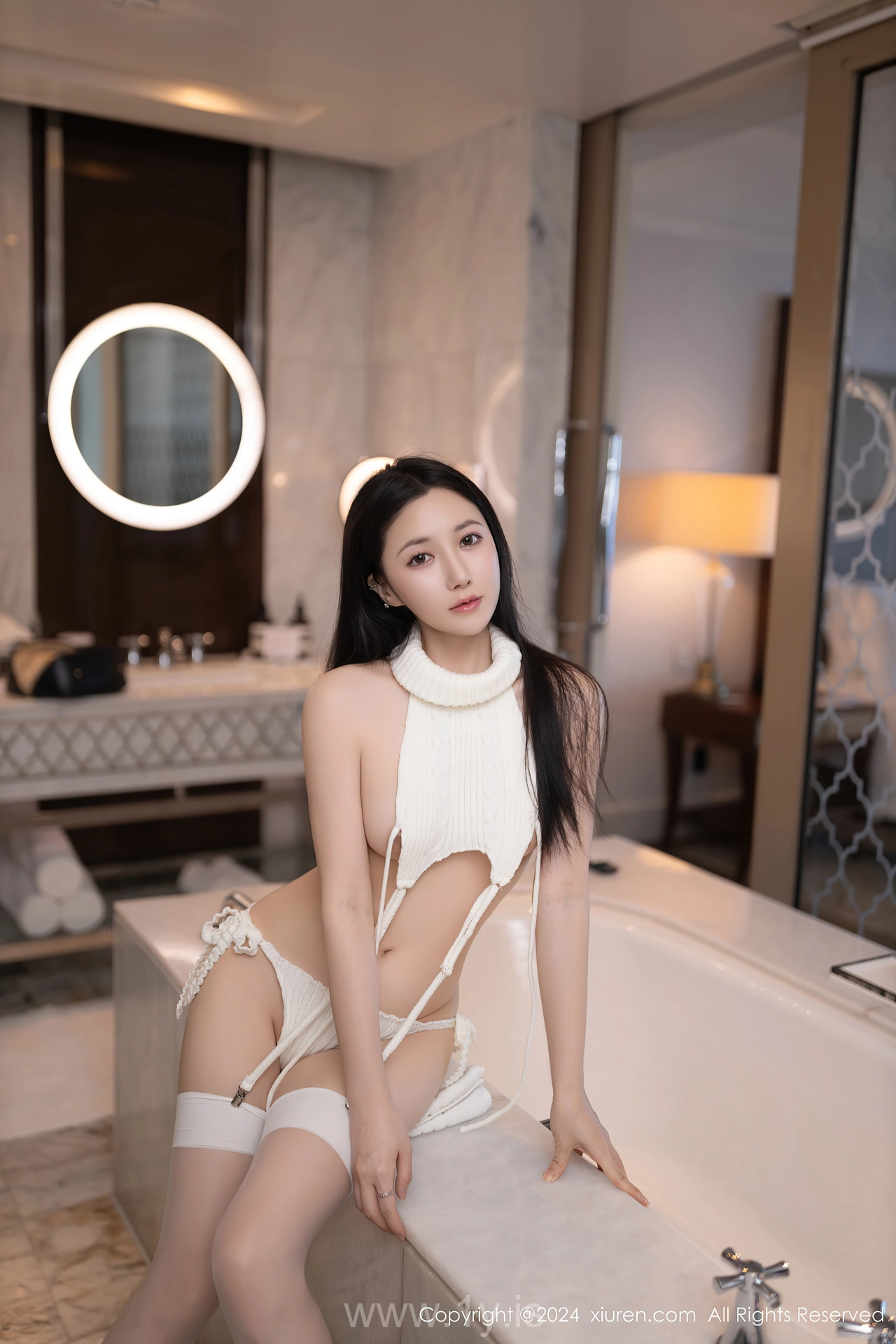 XIUREN(秀人网) No.9030 Trendy & Pretty Asian Goddess 鱼子酱Fish