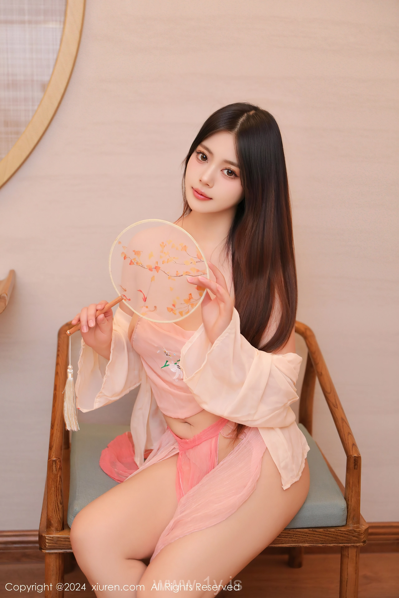 XIUREN(秀人网) No.9040 Good-looking & Adorable Chinese Maiden 蛋蛋宝