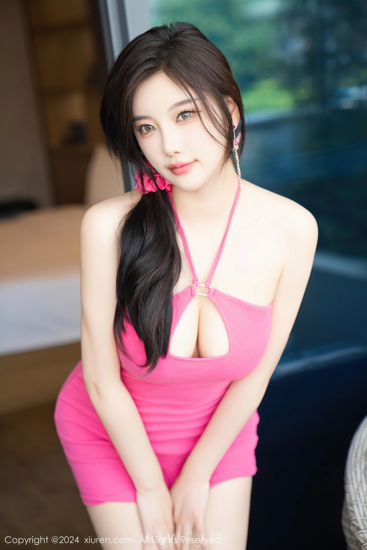 XIUREN(秀人网) No.9042 Glamorous Chinese Babe 杨晨晨Yome