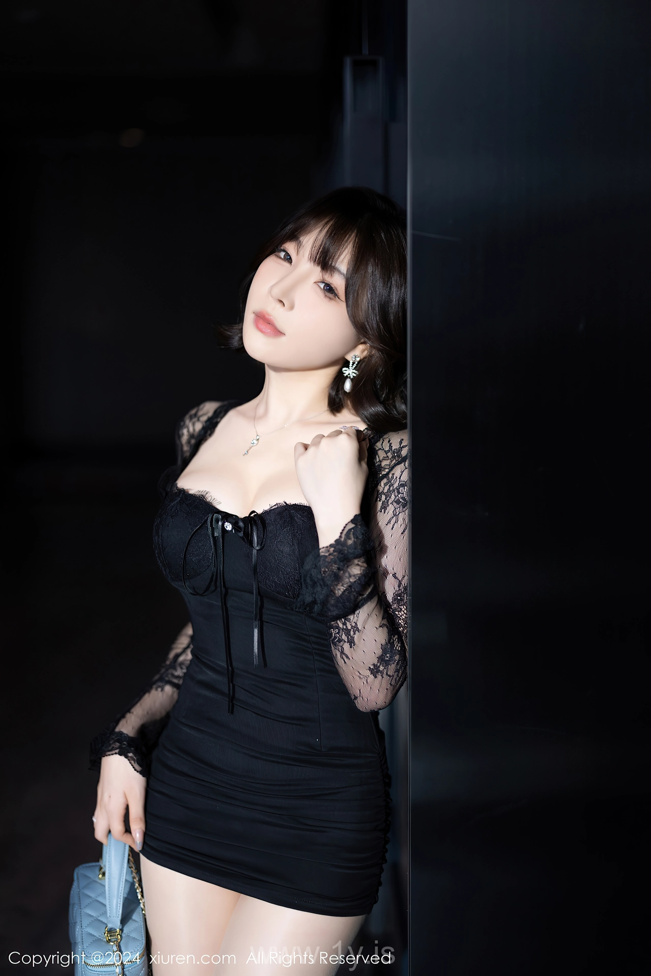 XIUREN(秀人网) No.9048 Enchanting Chinese Goddess 徐莉芝Booty