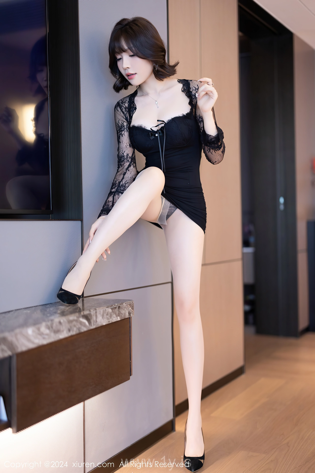 XIUREN(秀人网) No.9048 Enchanting Chinese Goddess 徐莉芝Booty