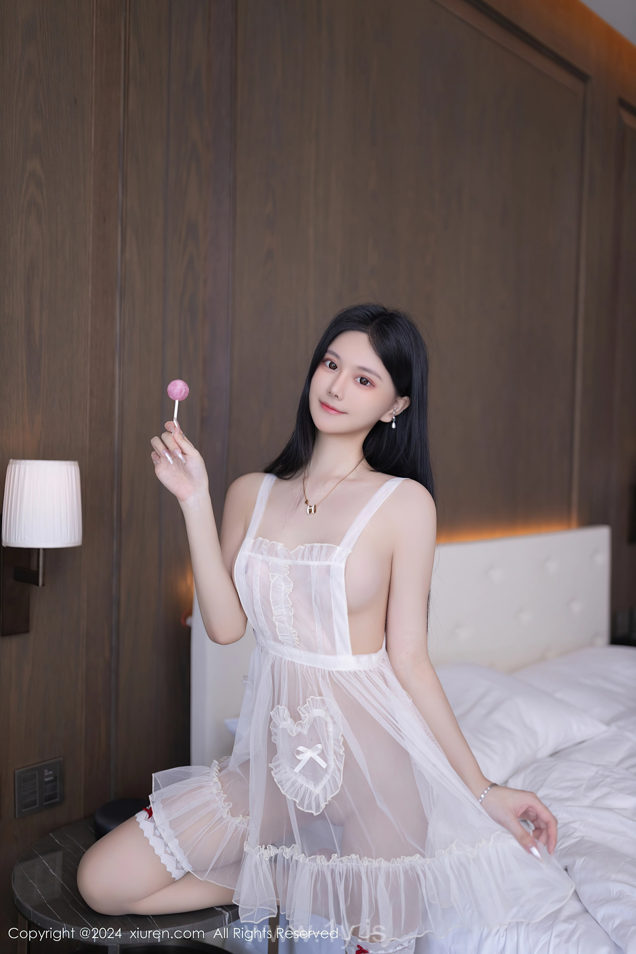 XIUREN(秀人网) No.9062 Irresistible & Angelic Chinese Femme fatale 幼幼