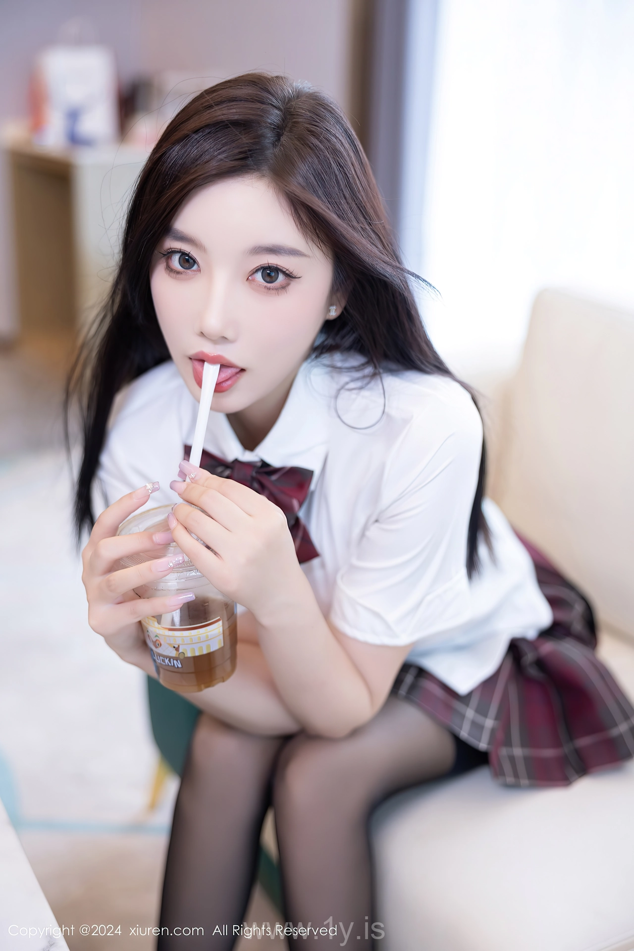 XIUREN(秀人网) No.9064 Cute & Irresistible Asian Enigma 杨晨晨Yome