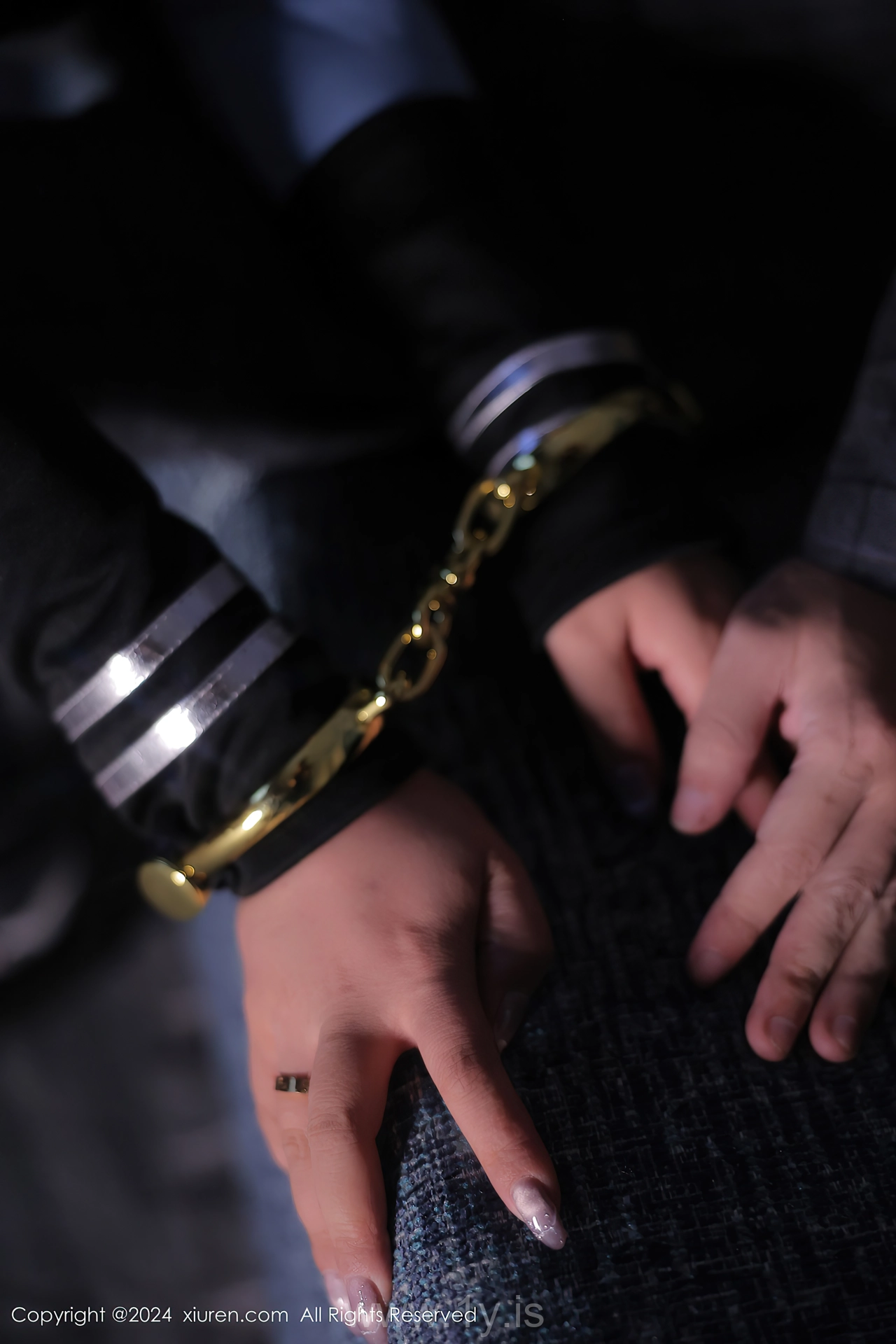 XIUREN(秀人网) No.9071 Enigmatic & Slender Chinese Enigma 麦田