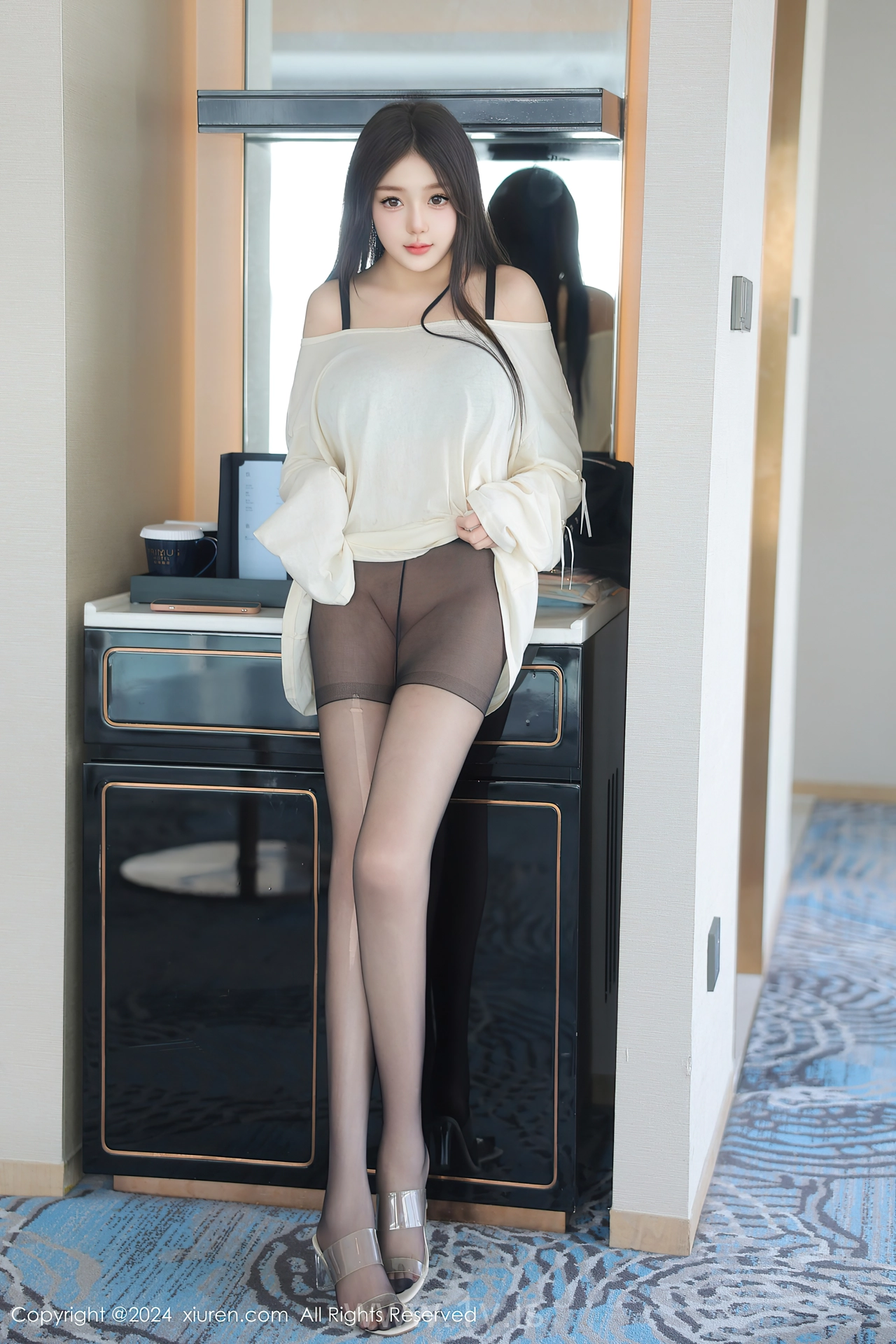 XIUREN(秀人网) No.9089 Captivating Asian Femme fatale 柚柚小奶瓶