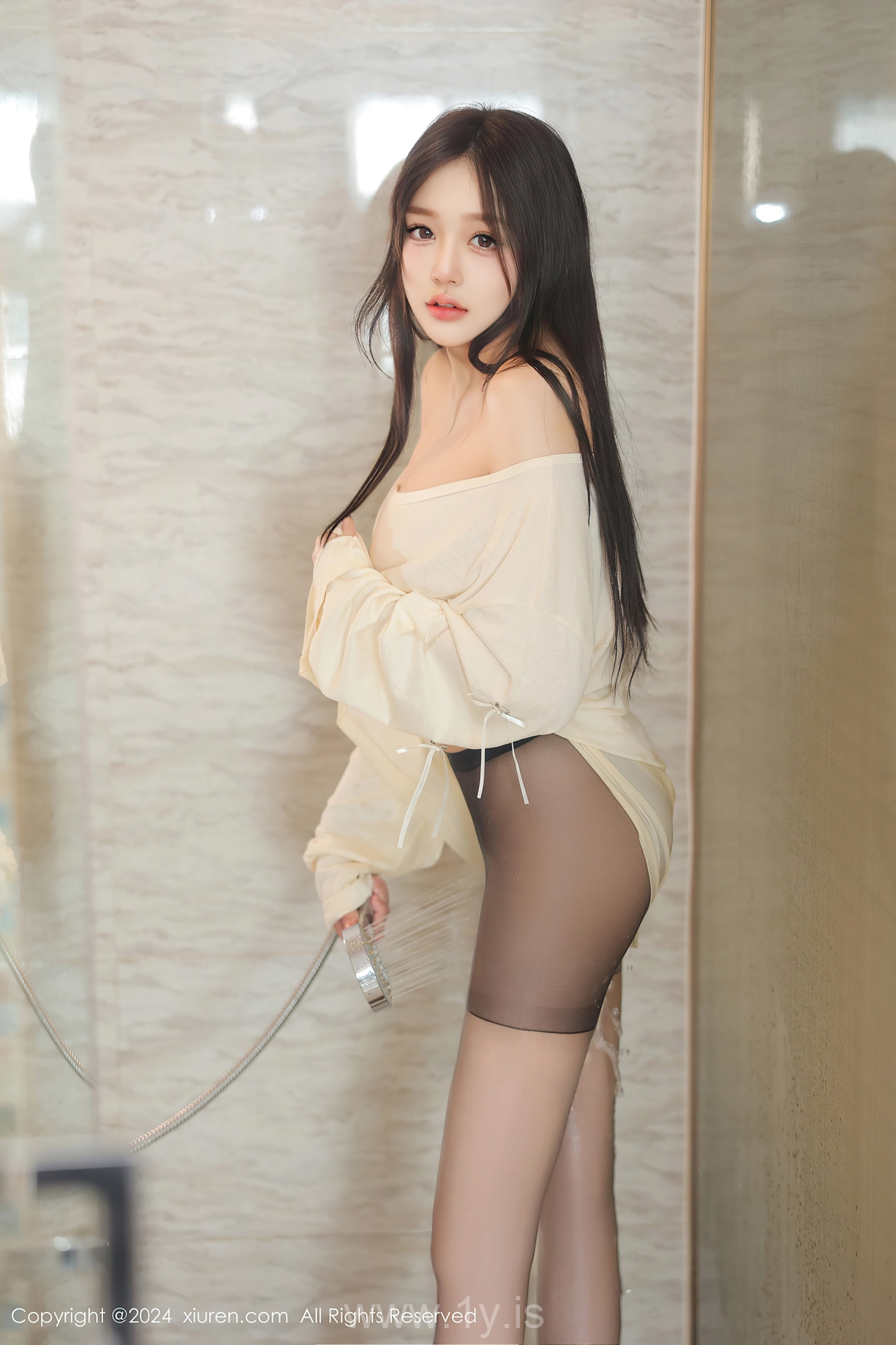 XIUREN(秀人网) No.9089 Captivating Asian Femme fatale 柚柚小奶瓶