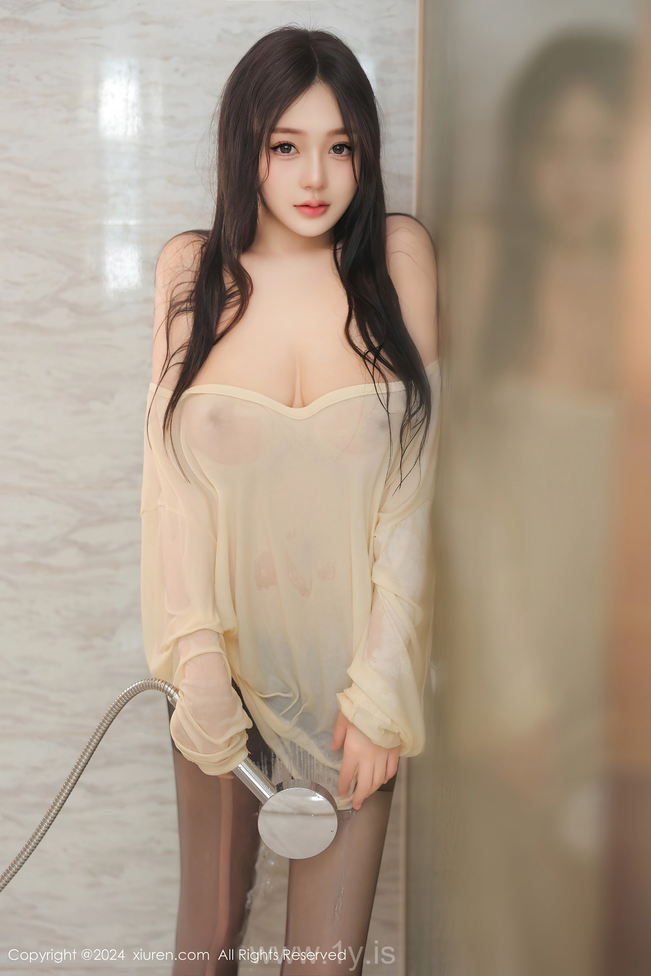 XIUREN(秀人网) No.9089 Captivating Asian Femme fatale 柚柚小奶瓶