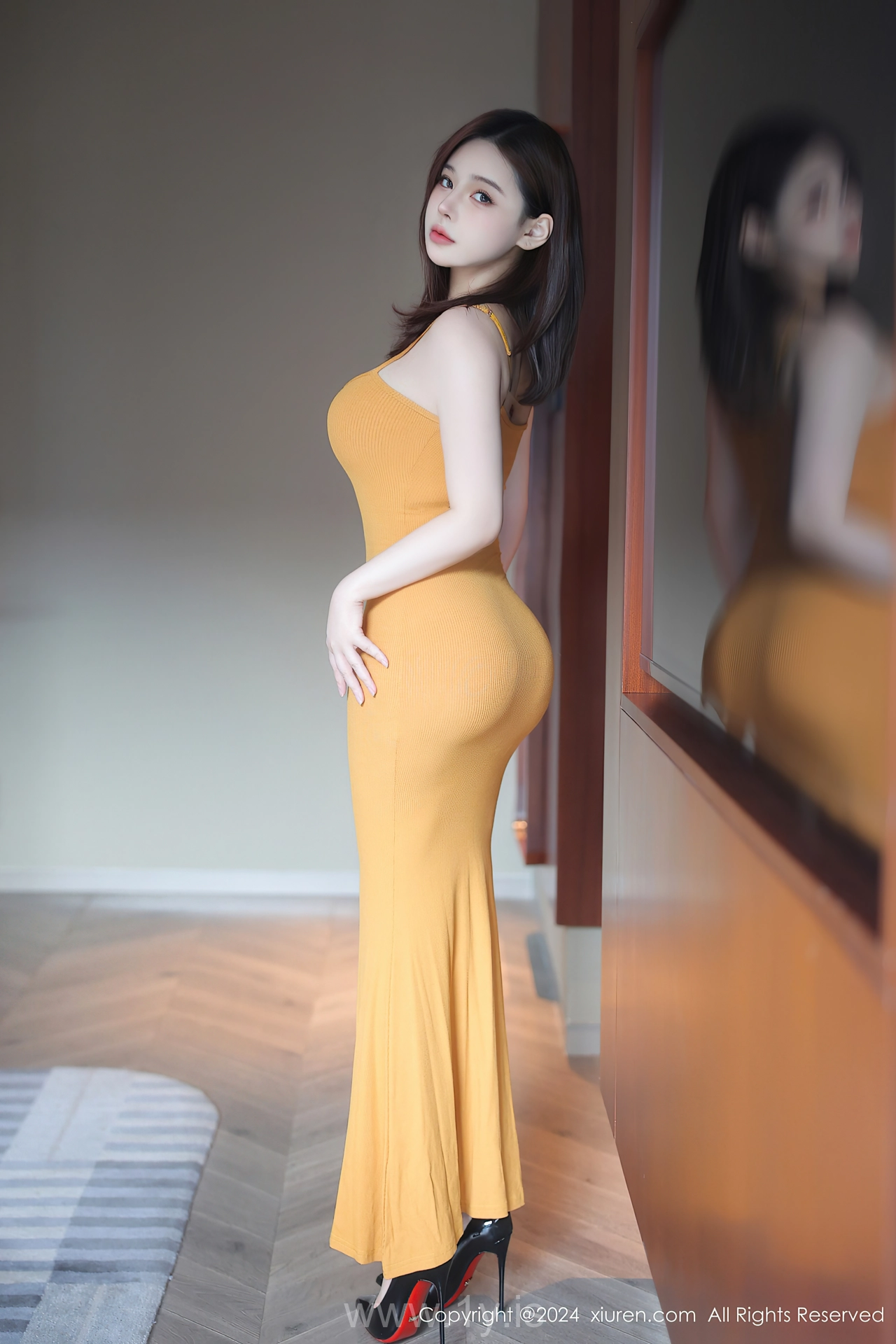 XIUREN(秀人网) No.9103 Fashionable Asian Femme fatale 麻布学妹