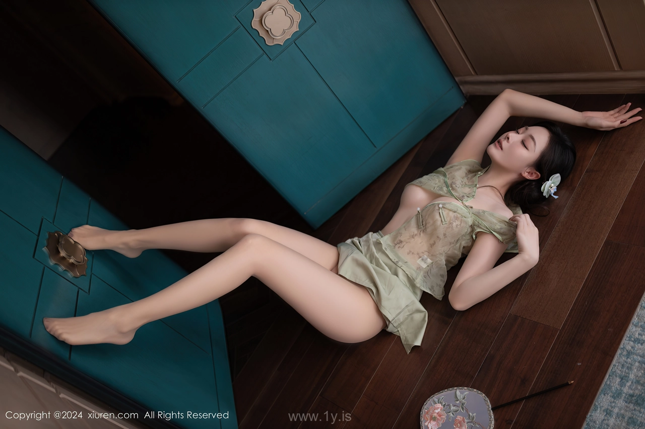 XIUREN(秀人网) No.9124 Enchanting & Sensuous Asian Model 小逗逗