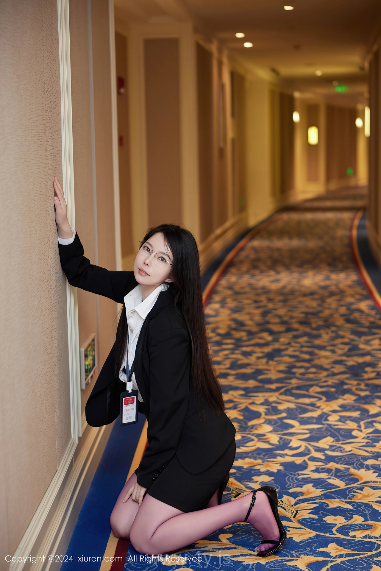 XIUREN(秀人网) No.9131 Dazzling Chinese Queen 白茹雪abby