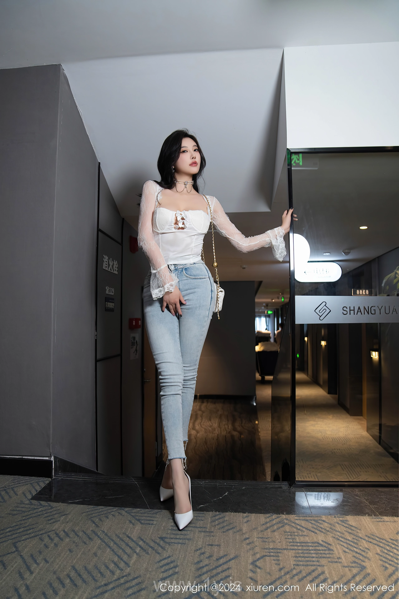 XIUREN(秀人网) No.9140 Well Done & Enchanting Chinese Women 杨晨晨Yome