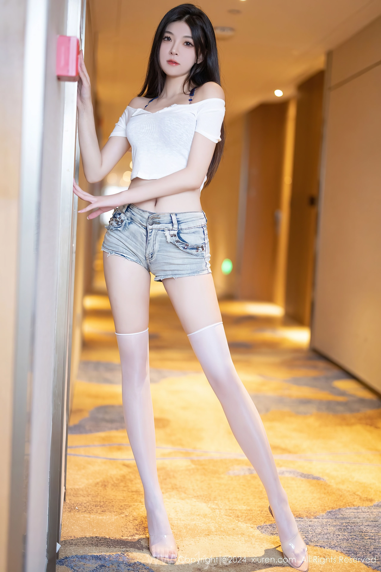 XIUREN(秀人网) No.9141 Cute Chinese Muse 初梦瑶