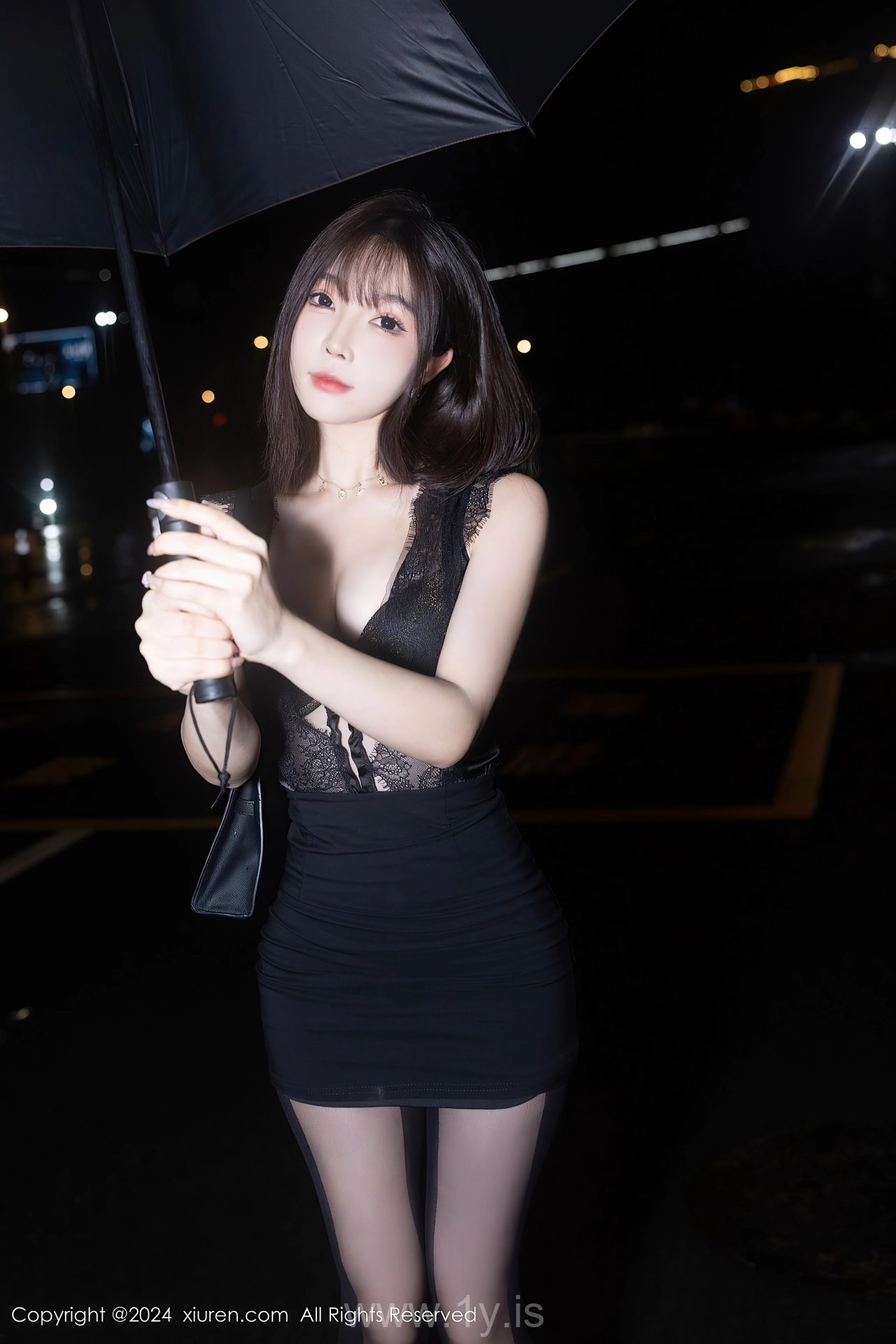 XIUREN(秀人网) No.9157 Adorable Asian Queen 徐莉芝Booty