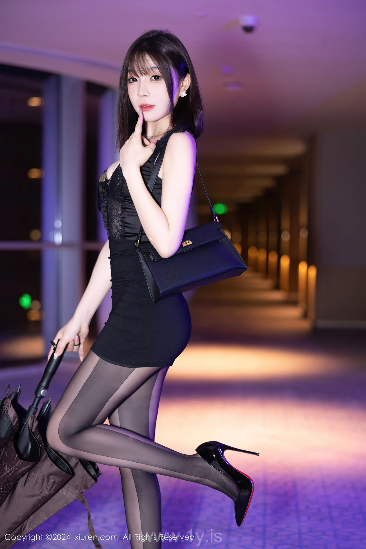 XIUREN(秀人网) No.9157 Adorable Asian Queen 徐莉芝Booty