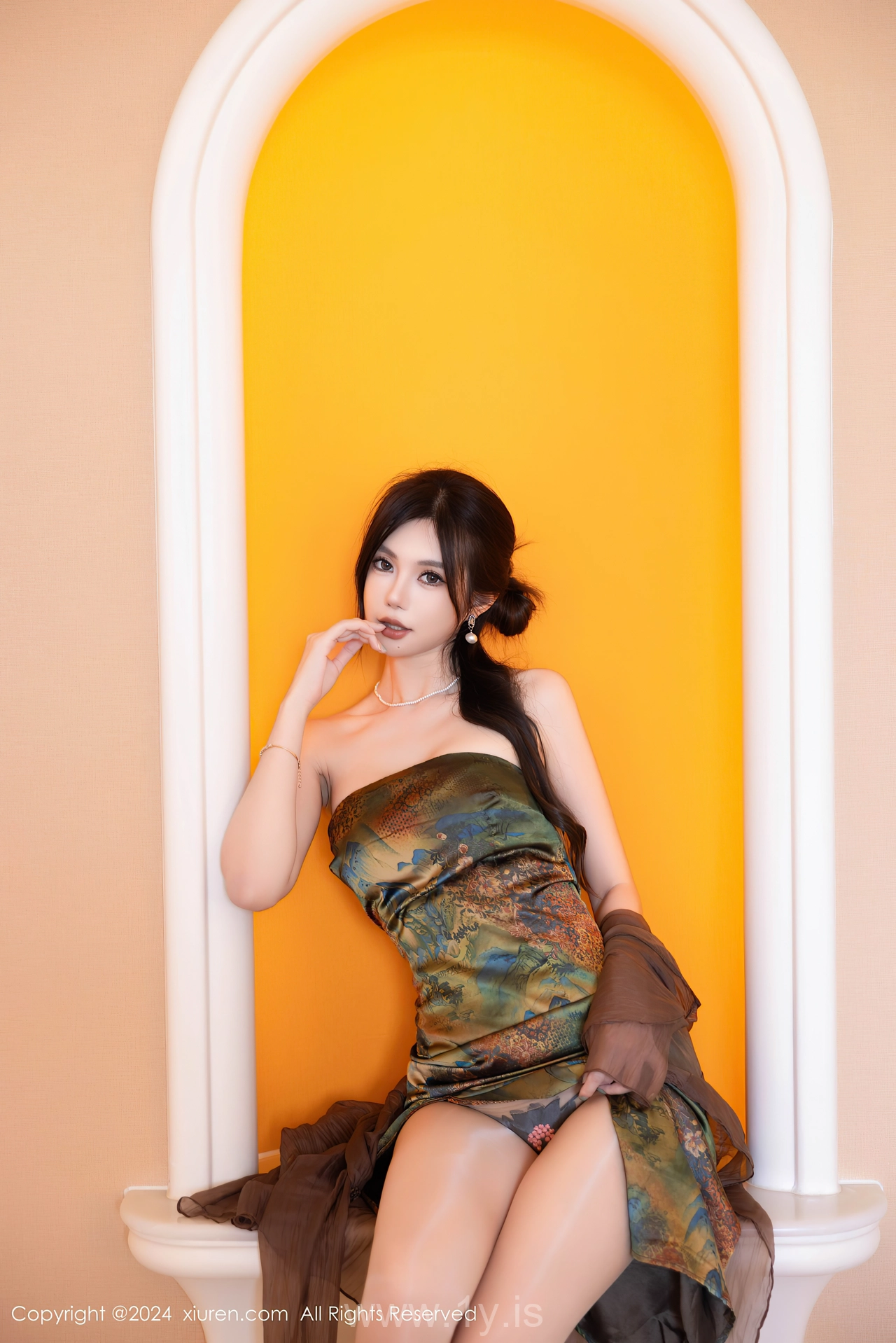 XIUREN(秀人网) No.9161 Pretty Chinese Enchantress 绮里嘉ula