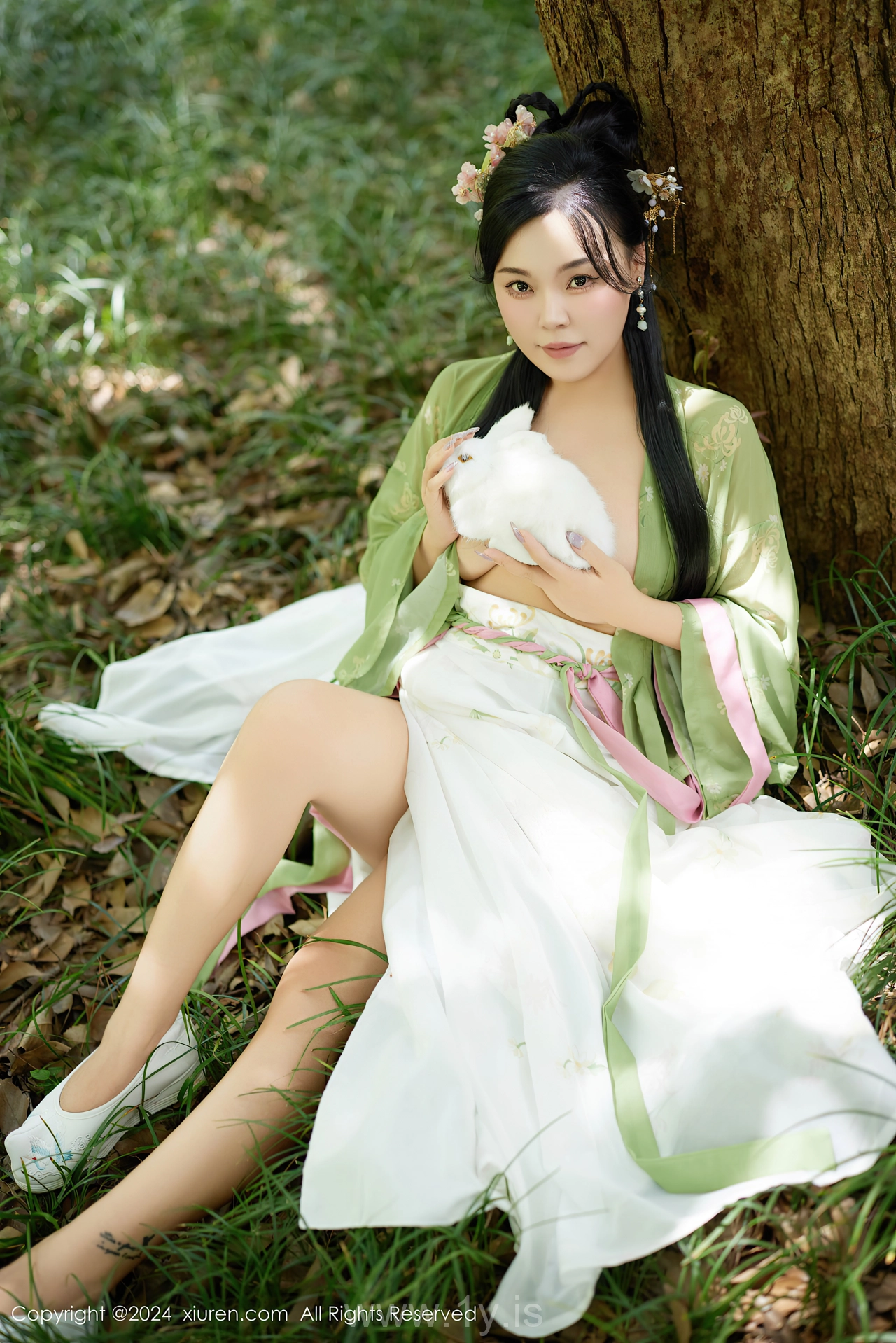 XIUREN(秀人网) No.9162 Fancy & Charming Chinese Sweetheart 麦田