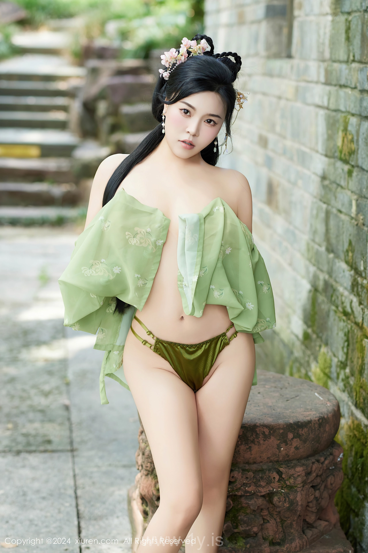XIUREN(秀人网) No.9162 Fancy & Charming Chinese Sweetheart 麦田