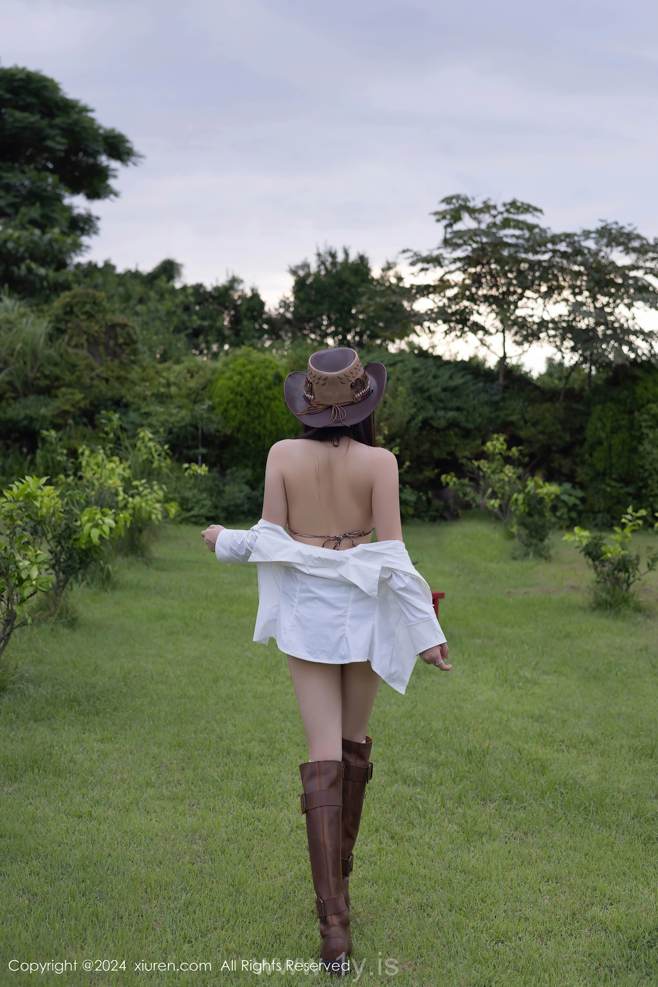 XIUREN(秀人网) No.9166 Decent Asian Jewel 鱼子酱Fish