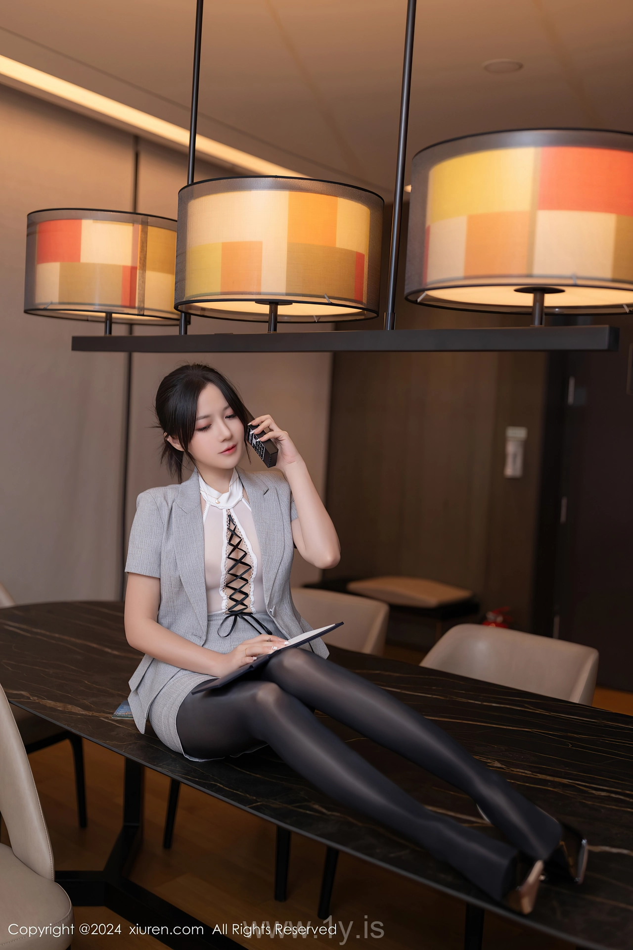 XIUREN(秀人网) No.9189 Sophisticated & Classy Asian Model 鱼子酱Fish