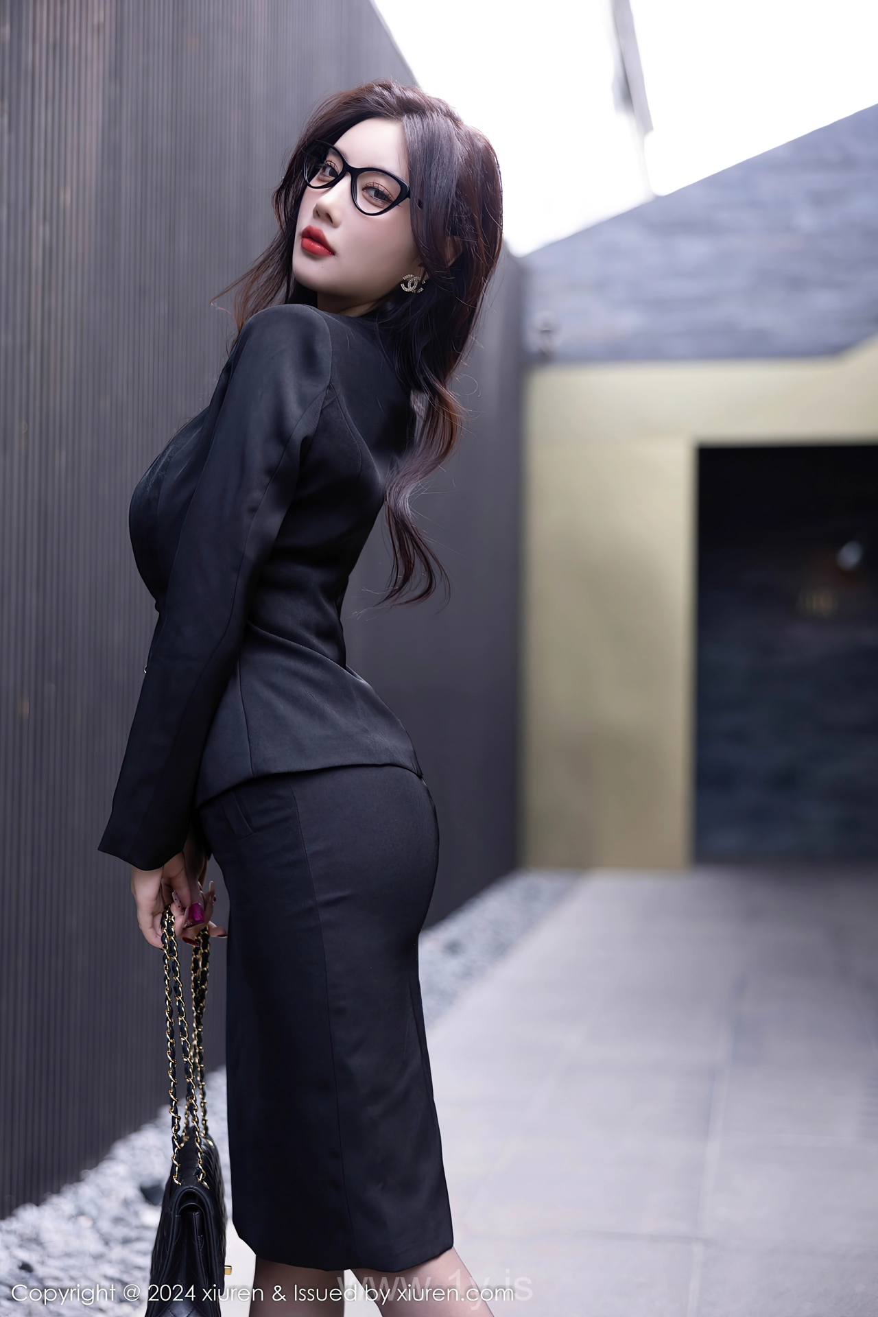 XIUREN(秀人网) No.9190 Bewitching Asian Vixen 杨晨晨Yome