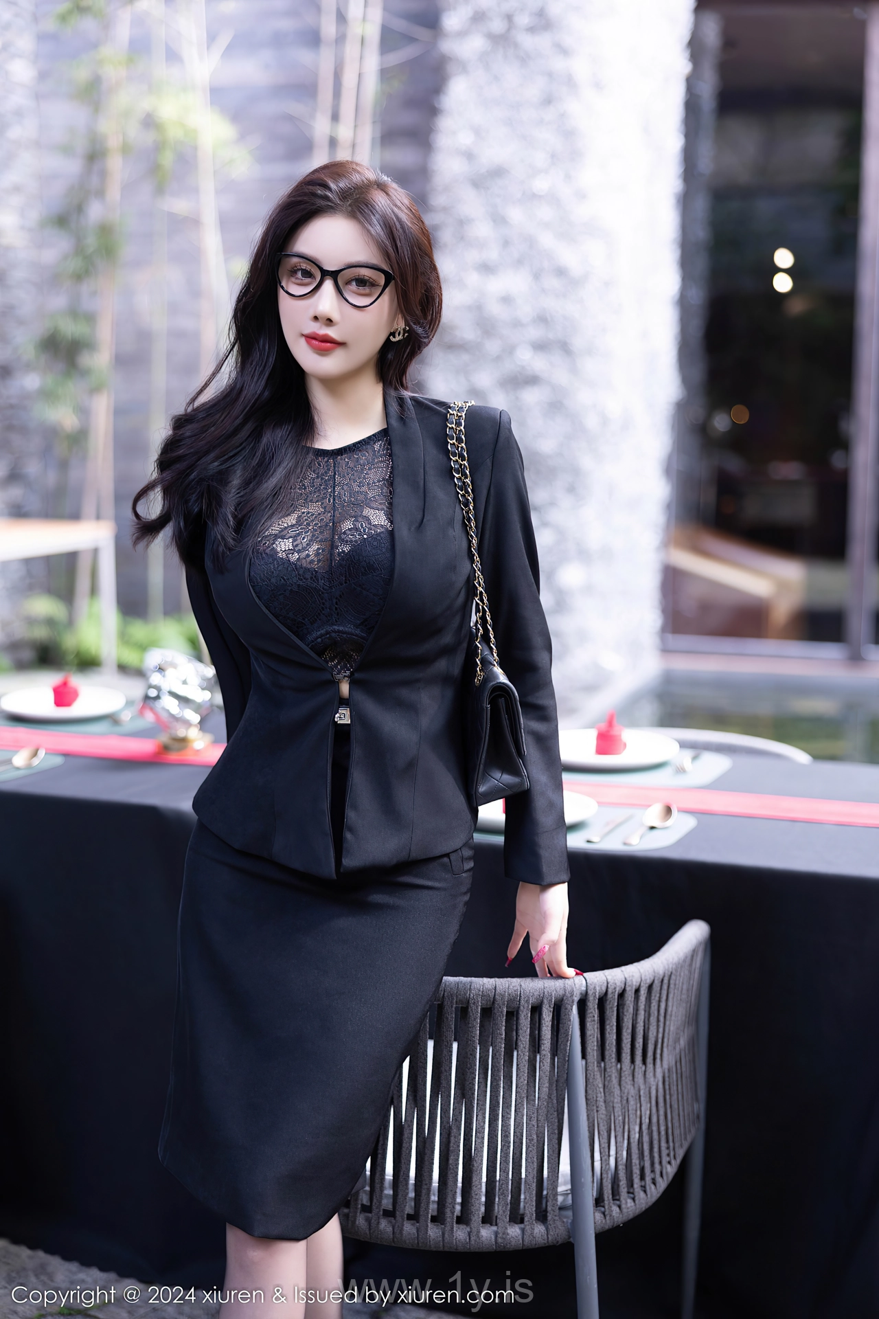 XIUREN(秀人网) No.9190 Bewitching Asian Vixen 杨晨晨Yome