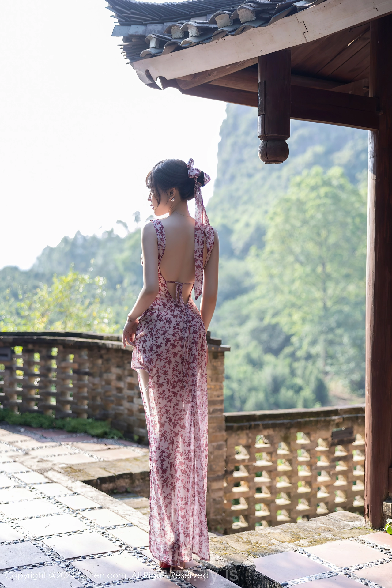 XIUREN(秀人网) No.9195 Quiet Chinese Sweetie 徐莉芝Booty