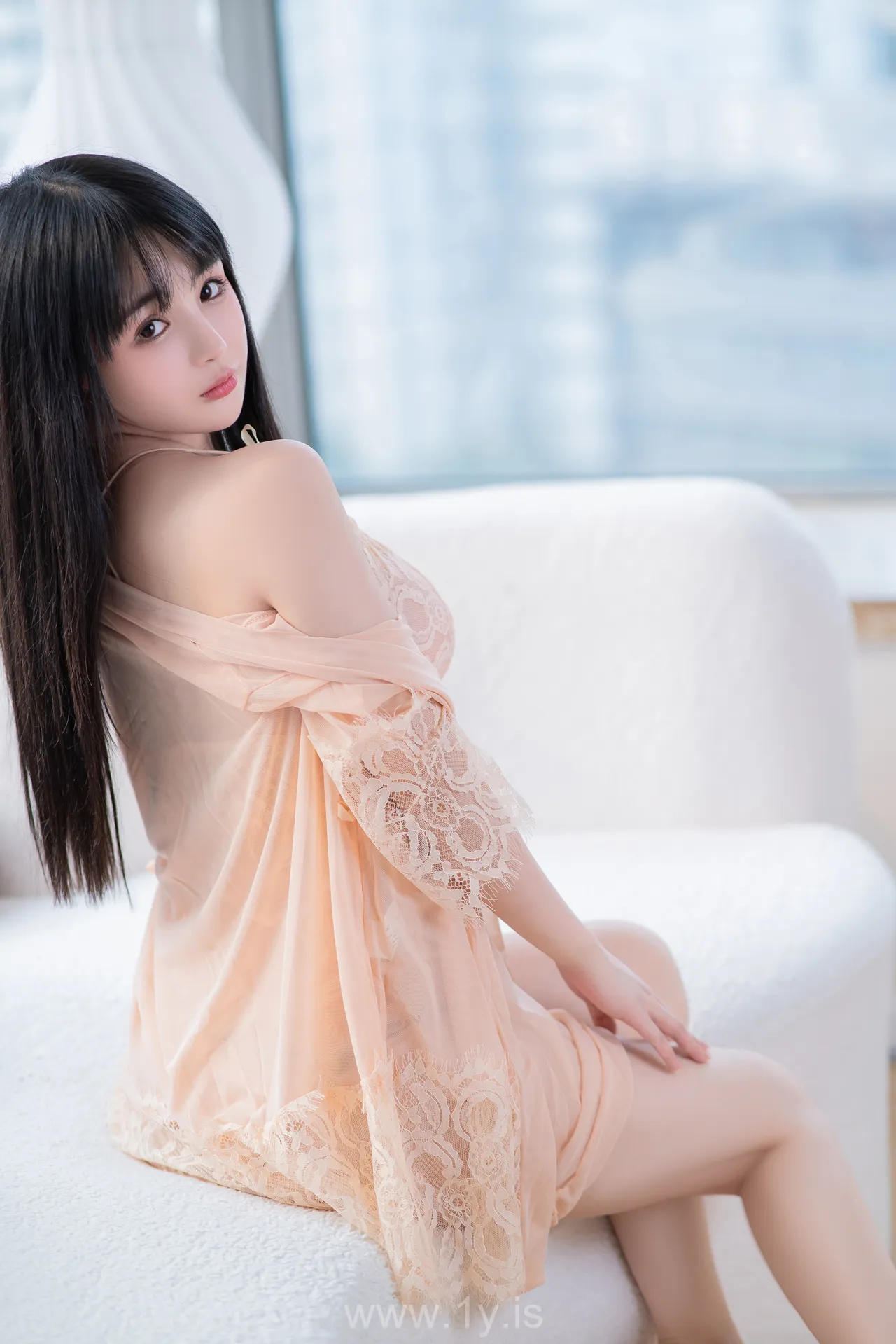 桜井宁宁 NO.073 A married woman wearing a sexy nightgown