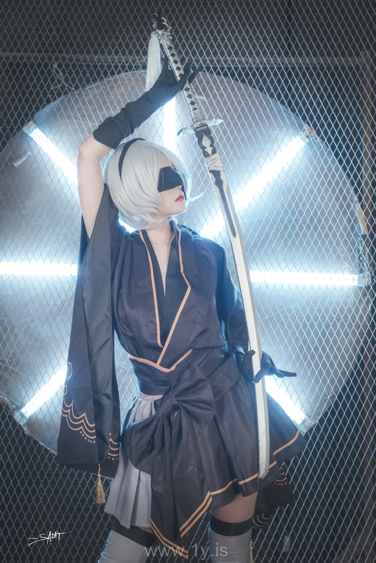 Yuna(윤아) VOL.18 Yuna's Cos Vol.04 KDA Akali & Nier Automata 2B