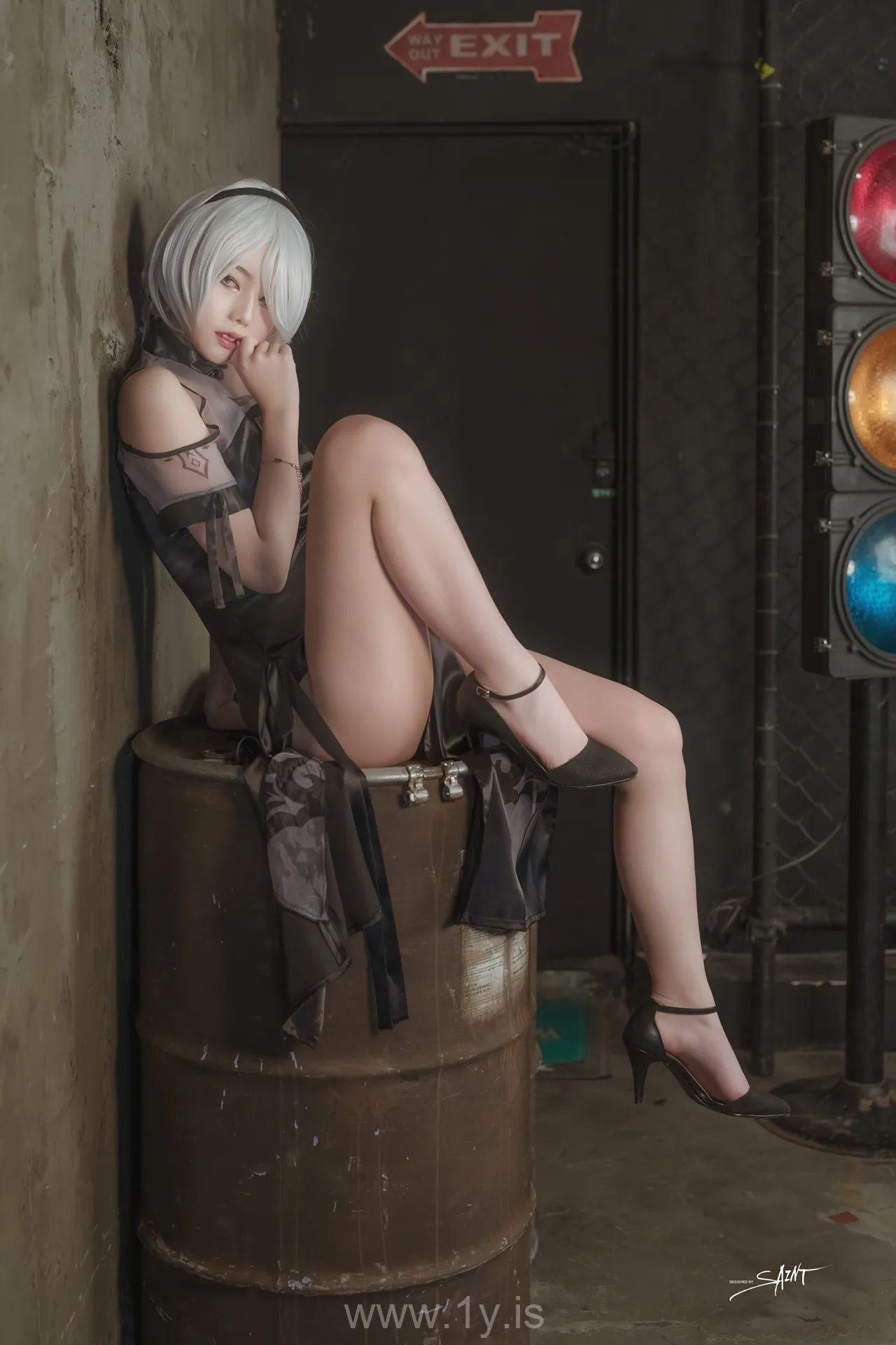 Yuna(윤아) VOL.18 Yuna's Cos Vol.04 KDA Akali & Nier Automata 2B