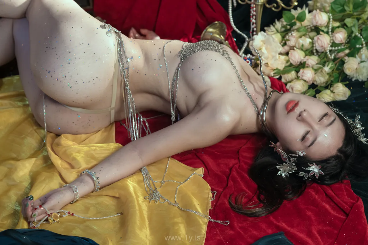 云溪溪 NO.28 奶桃桃 晨曦